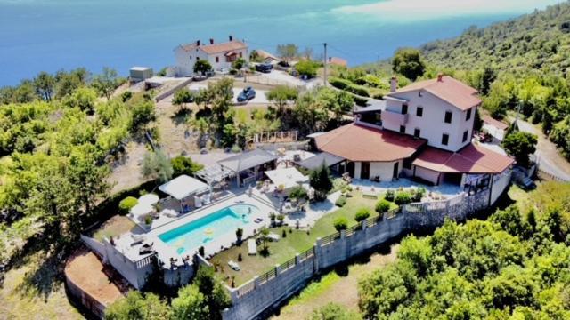 Casa Perla Holidays Jurasi Exterior photo